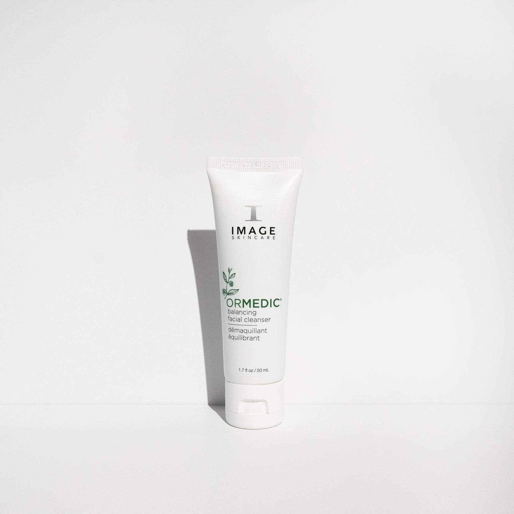 Discovery-size ORMEDIC® balancing facial cleanser