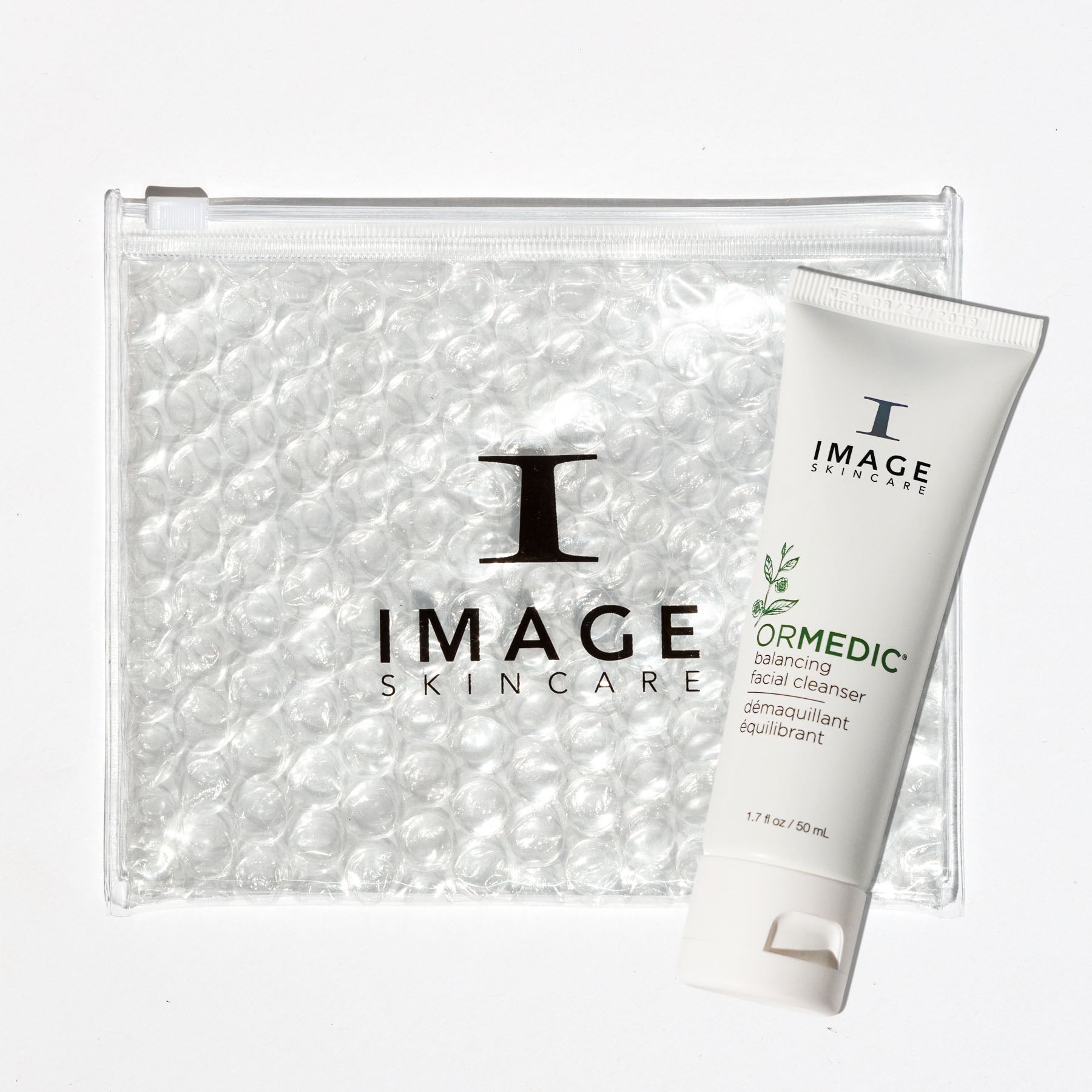Discovery-size ORMEDIC® balancing facial cleanser