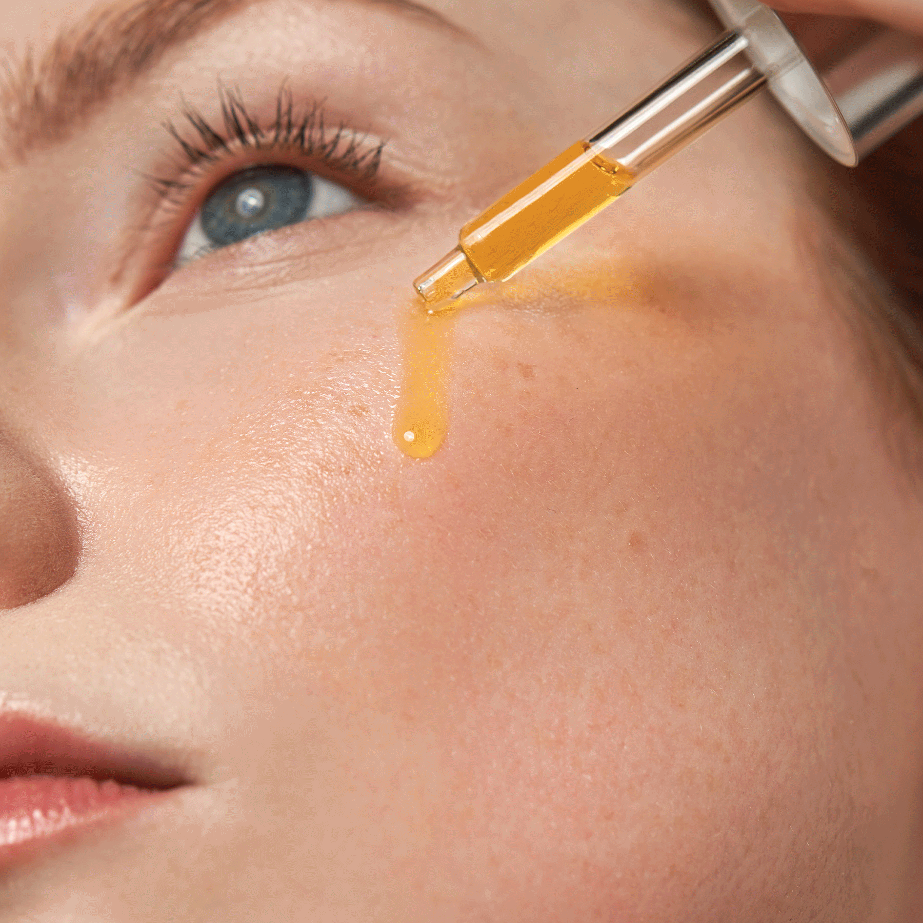 AGELESS+ retinol trial kit